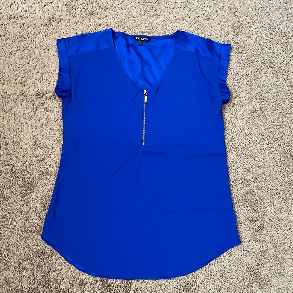 Express top, electric blue, size M